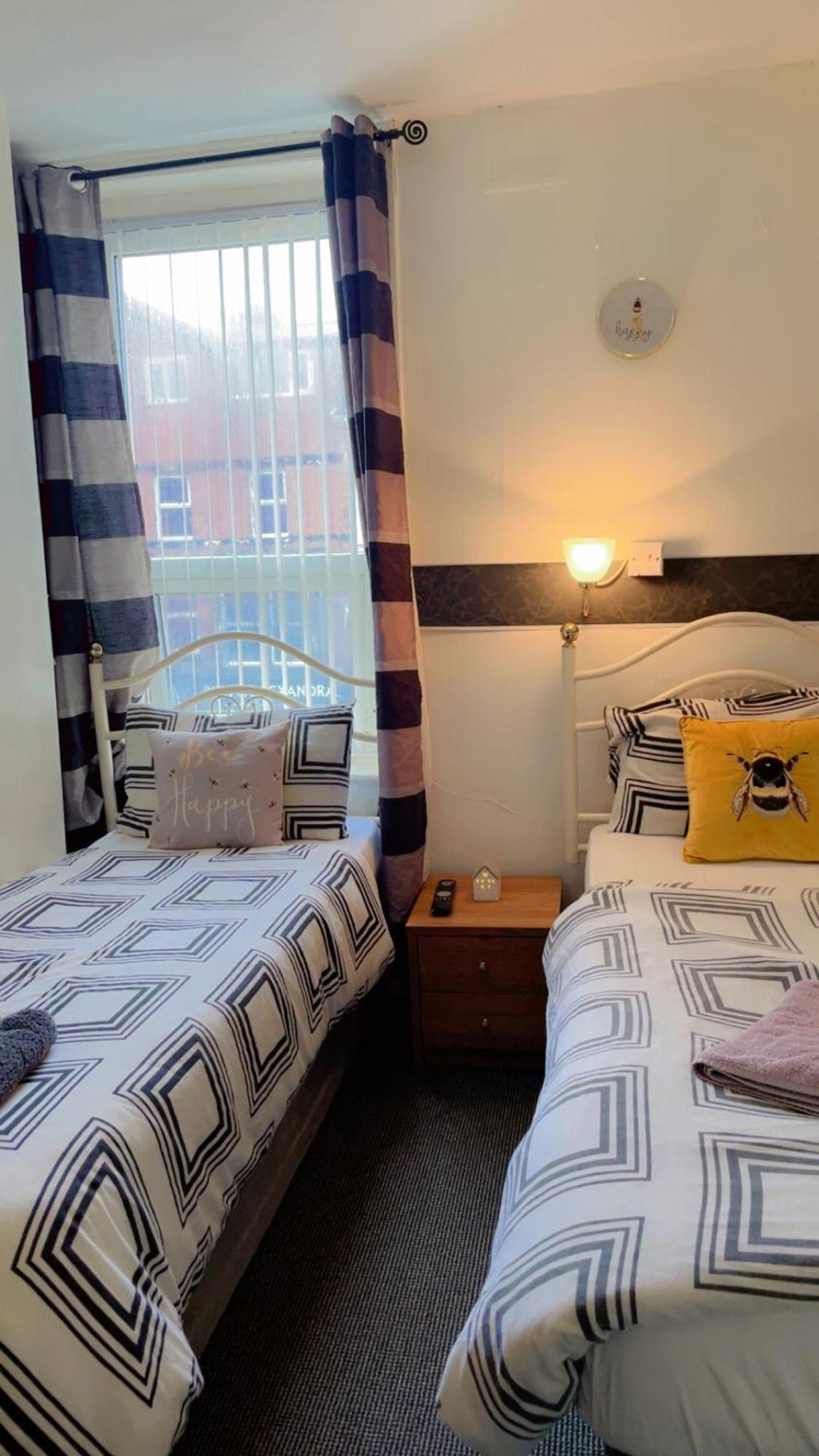 Fern Villa Hotel - Albert Road Blackpool Eksteriør billede