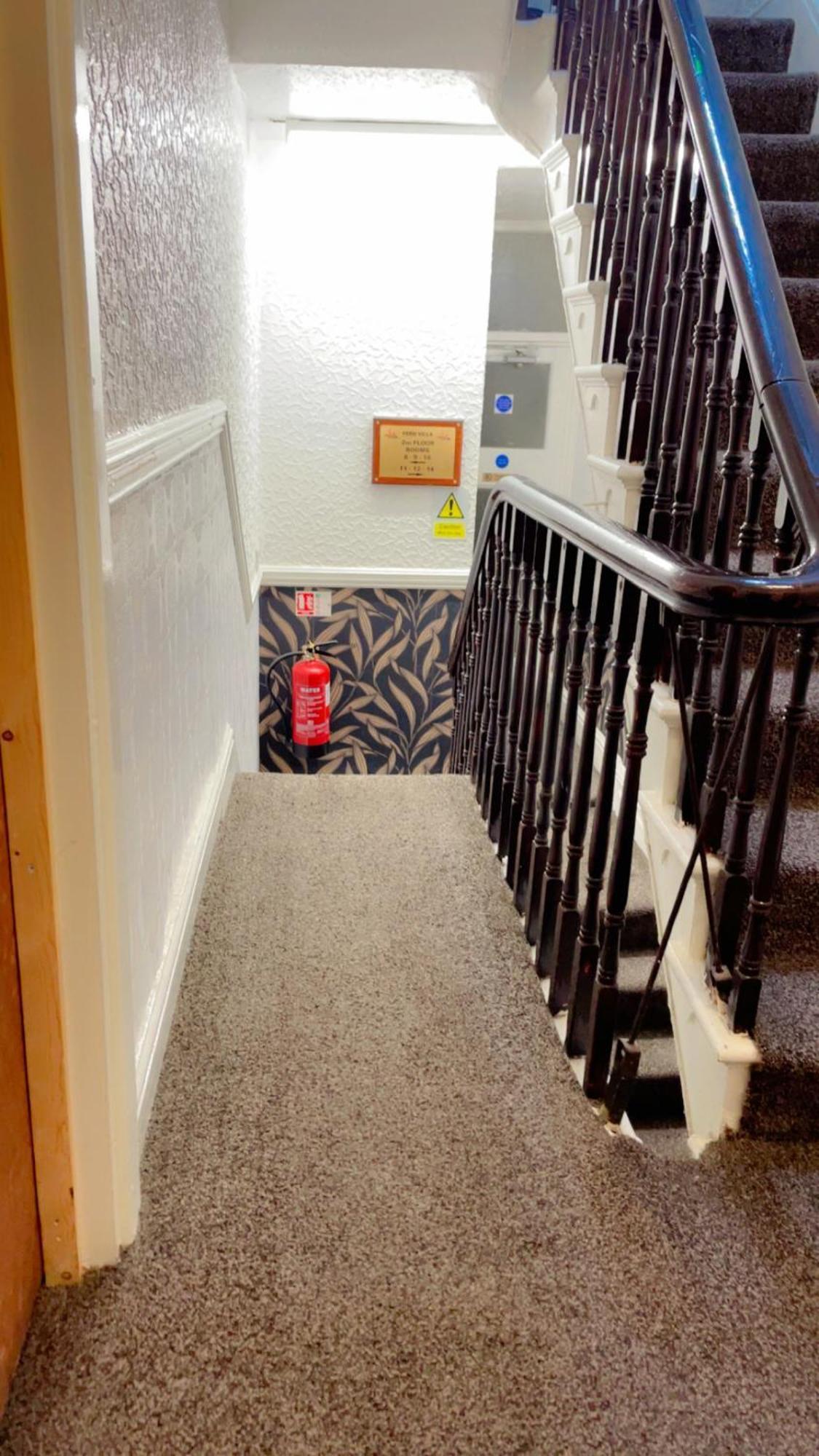 Fern Villa Hotel - Albert Road Blackpool Eksteriør billede