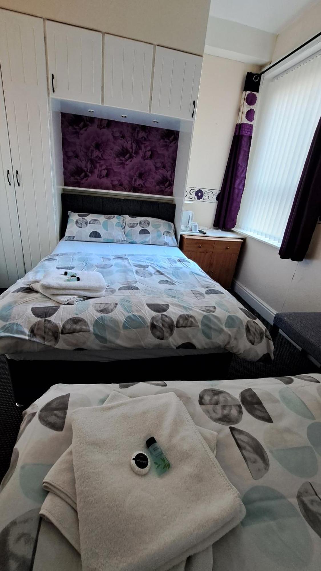 Fern Villa Hotel - Albert Road Blackpool Eksteriør billede