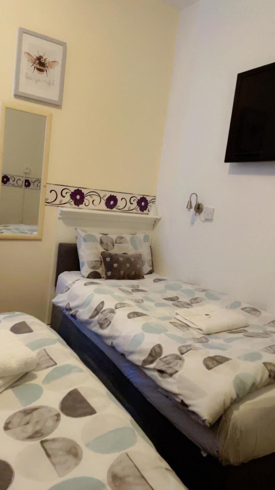 Fern Villa Hotel - Albert Road Blackpool Eksteriør billede