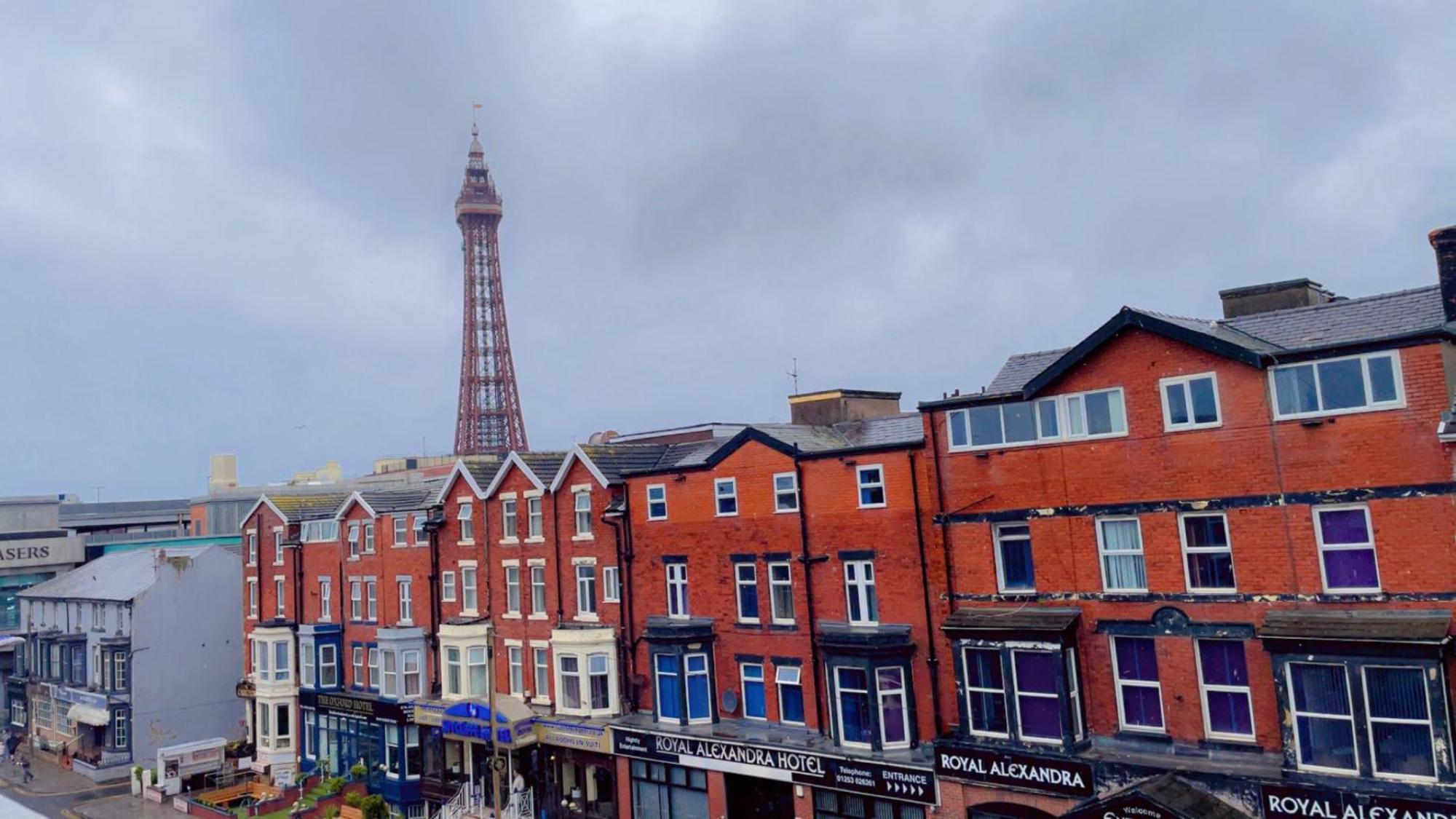 Fern Villa Hotel - Albert Road Blackpool Eksteriør billede